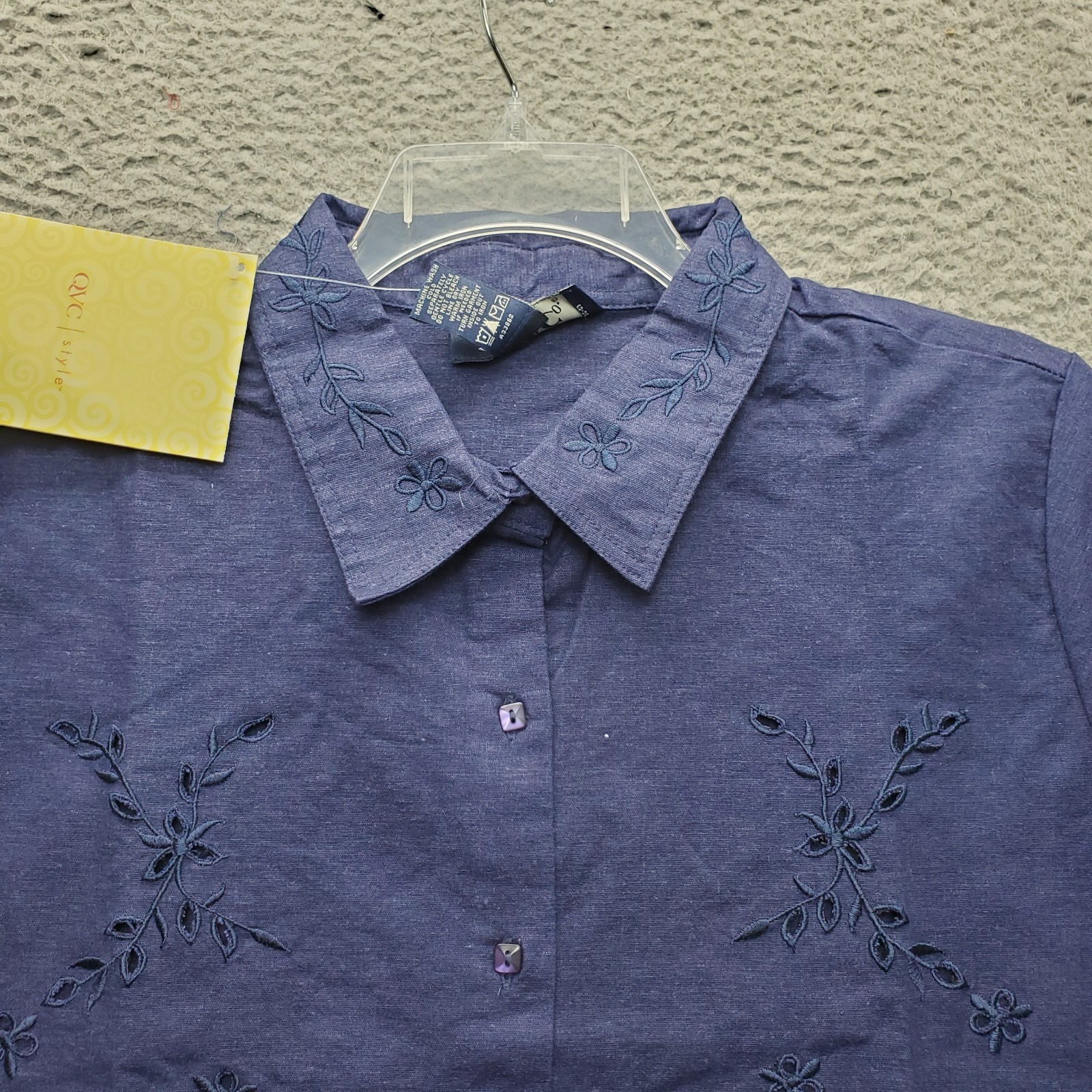 Denim & Co. Blouse Tops Womens Large Navy Embroidery Eyelet Floral Scalloped Hem — image 7 of 7